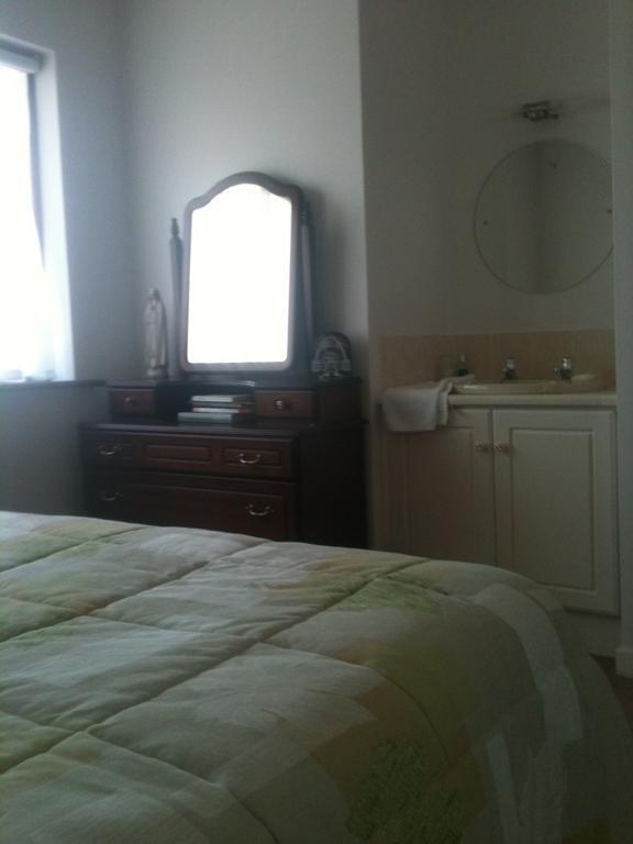 Fort House Bed & Breakfast Kilbeggan Oda fotoğraf